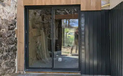 bardage et menuiserie