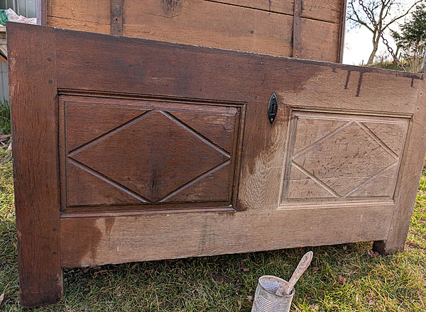 rénover un coffre ancien